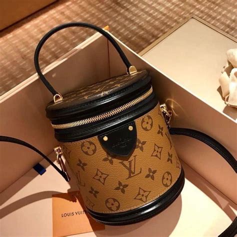 louis vuitton cannes bucket bag price|louis vuitton hologram bag.